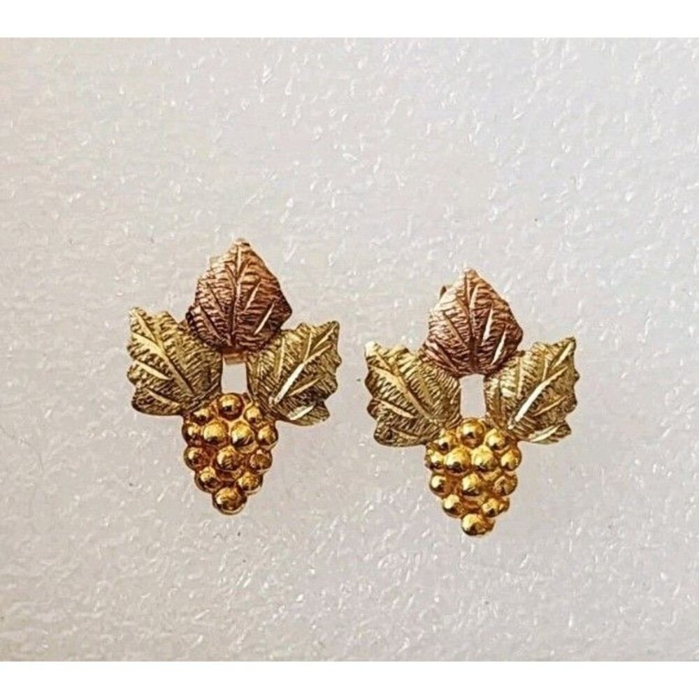 10K Yellow Gold Acorn Shaped Black Hills Stud Earnings Diamond Cut Accent 14mm
